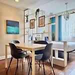 Downtown! 2Bd City View Onsite Parking King Lm809