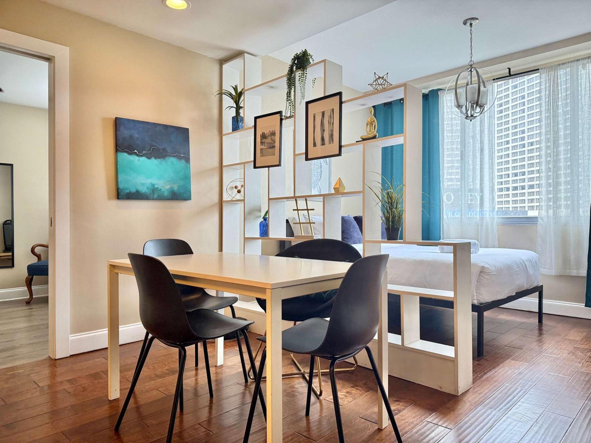 Downtown! 2bd View Onsite Parking King Lm809 Vakantiehuis *